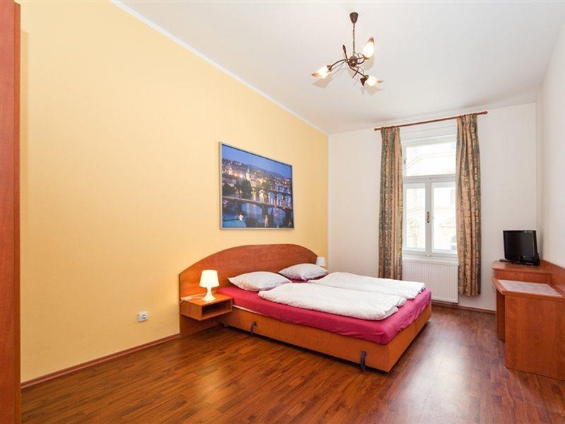 Apartment Amandment Praha Bagian luar foto