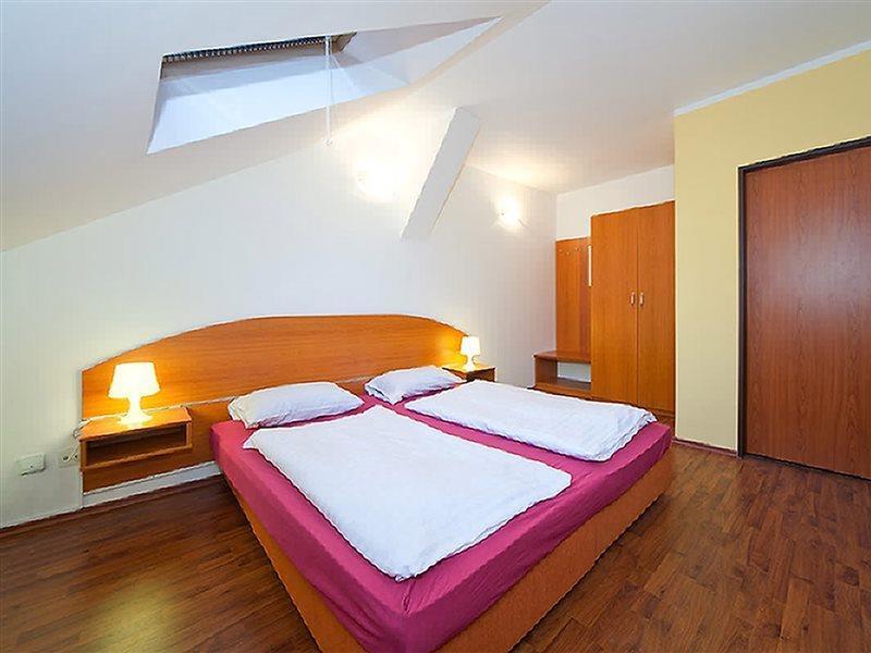Apartment Amandment Praha Bagian luar foto