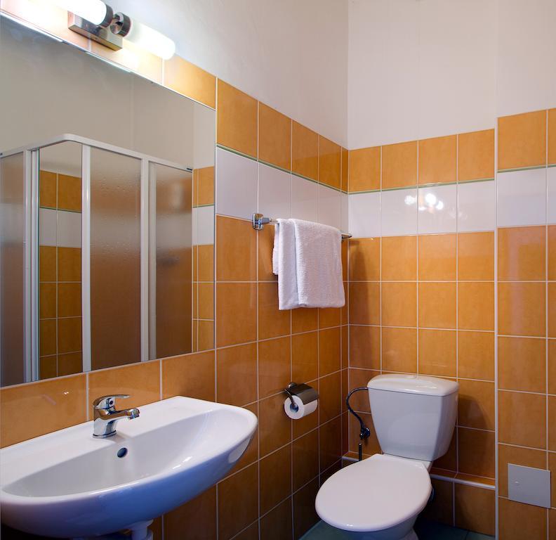 Apartment Amandment Praha Bagian luar foto